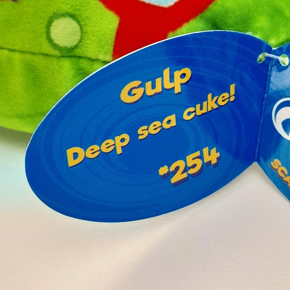Cats vs Pickles Gulp Deep Sea Cuke 254 Scuba Pickle Plush Gold Wave Bean Bag Toy